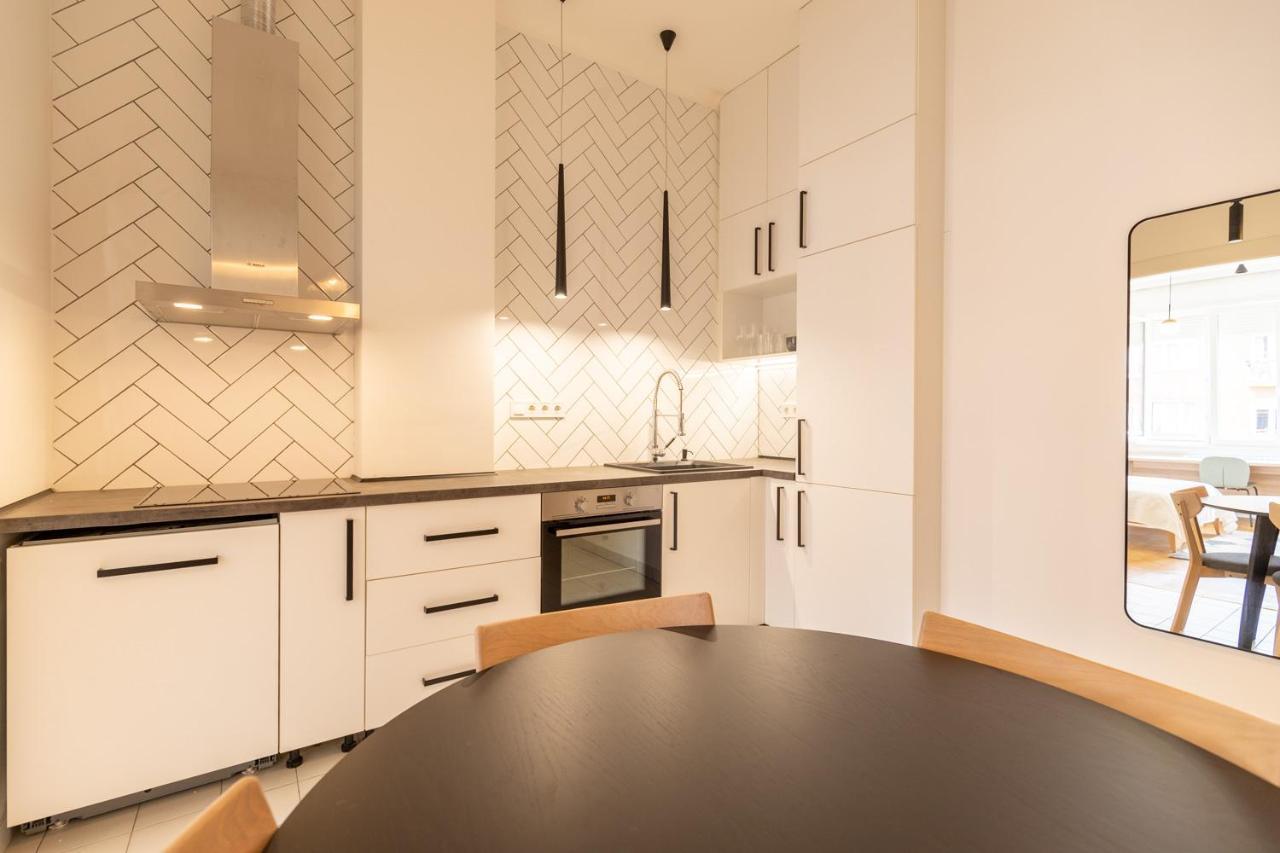 The Palm Springs Apartment Budapest Luaran gambar
